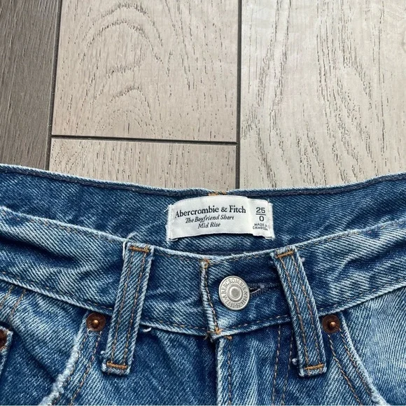 Abercrombie & Fitch Denim Distressed Women's Shorts - Picture 2 of 5